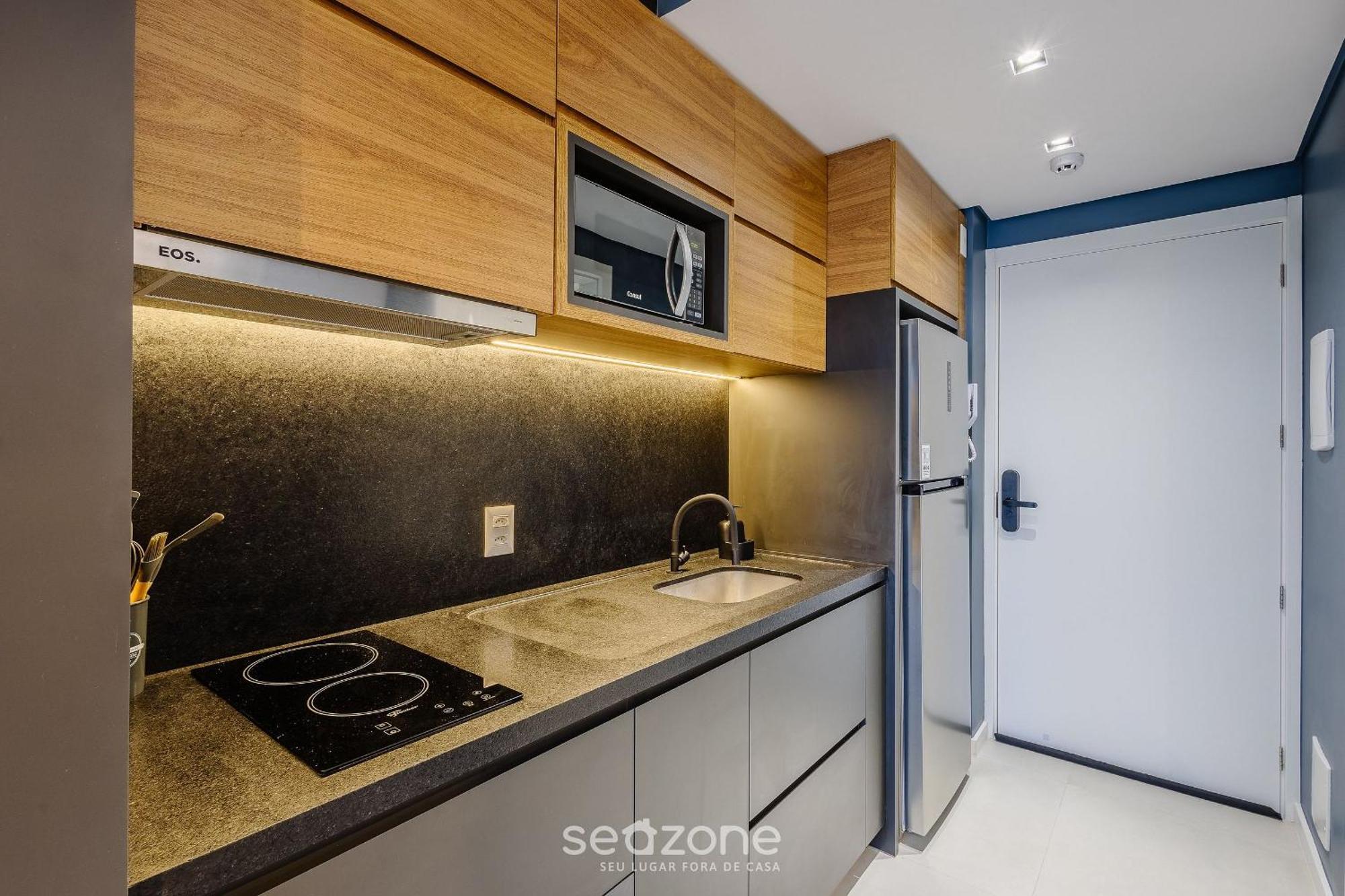 Apartamento Estudio Em Cond. C/ Piscina Em Floripa Ogd0401 *